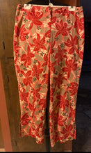 Load image into Gallery viewer, Coral Flowers Ankle Pants
