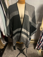 Load image into Gallery viewer, Plaid Belted Poncho
